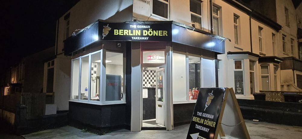 The German Berlin Doner takeaway on the corner of Buchanan Street, Blackpool at night